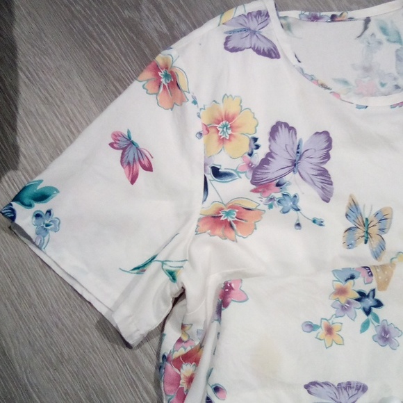 Vintage Butterfly  Grannie-core Short sleeve Top - Picture 12 of 12